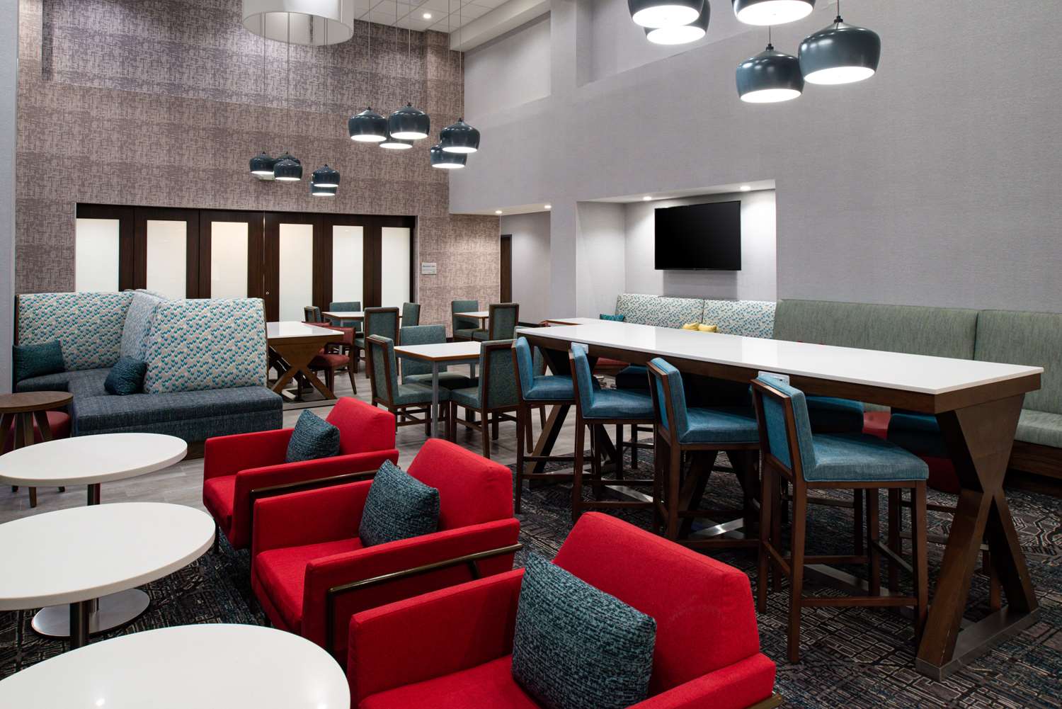 hampton inn and suites adrian
