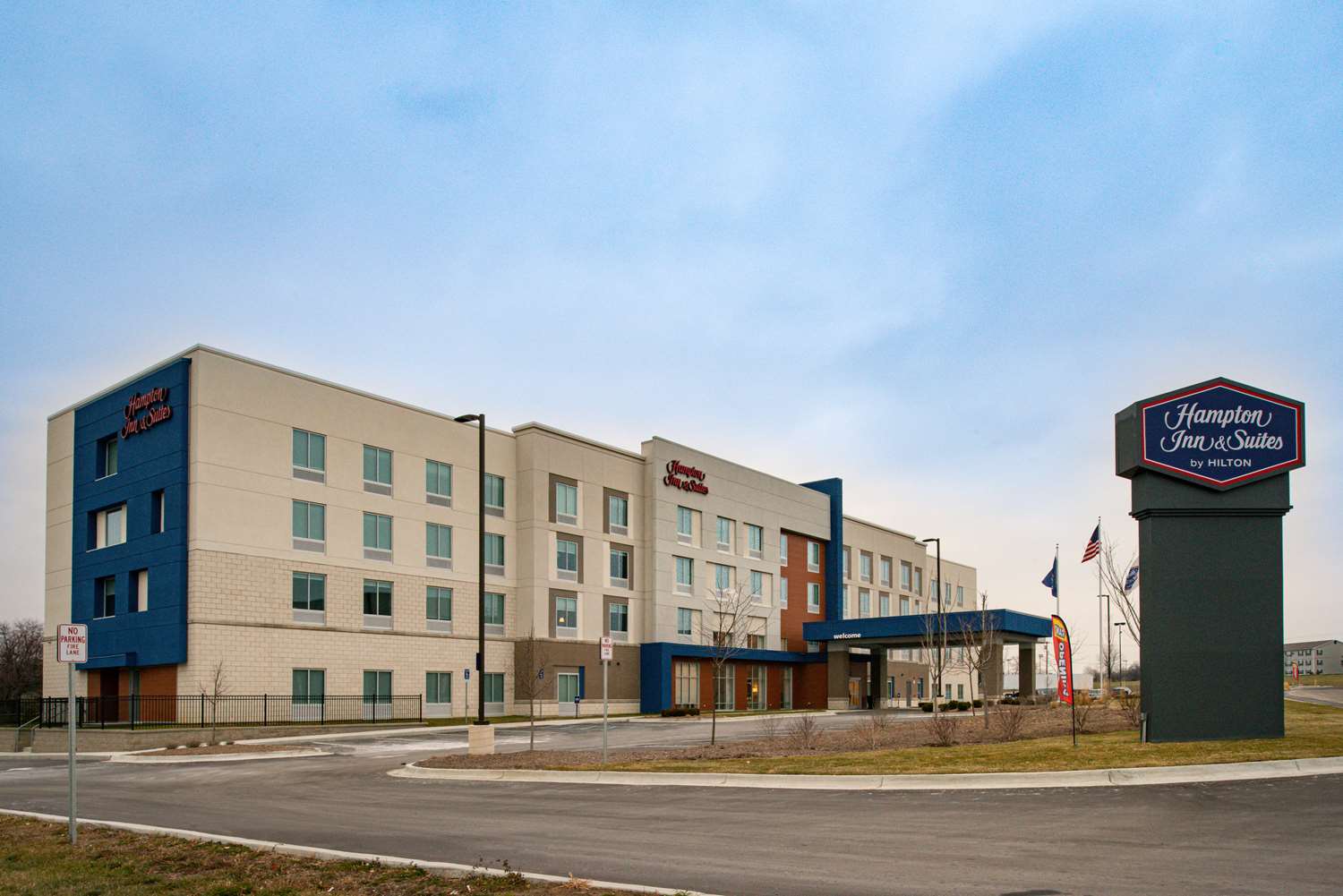 hampton inn and suites adrian