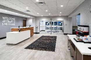 hampton inn and suites adrian