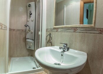 pension isabel by vivere stays