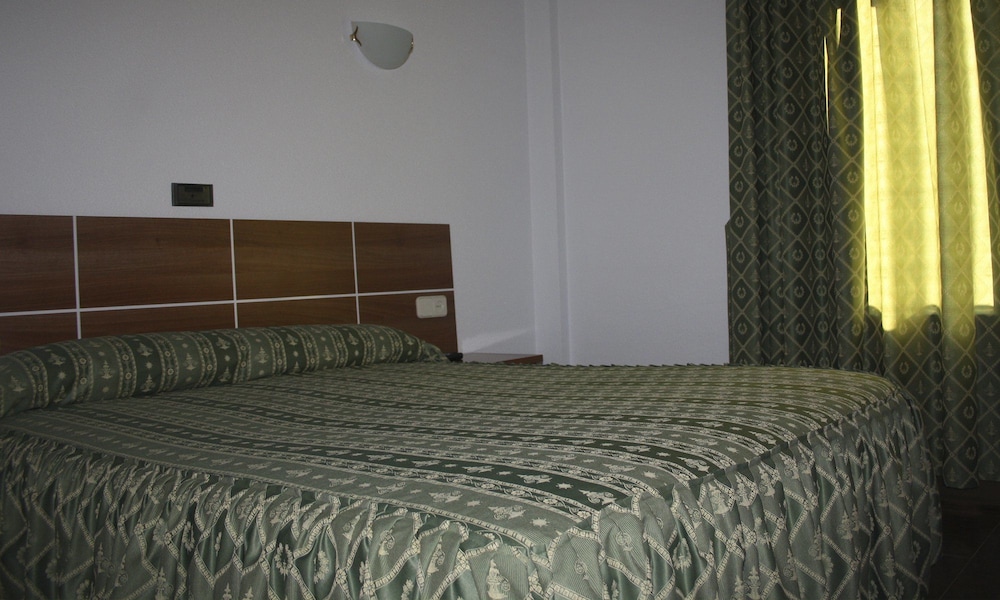 hostal restaurante torrente