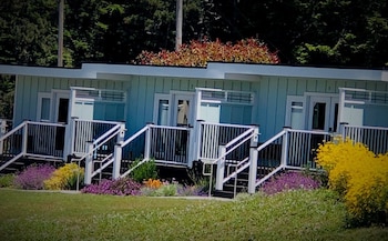 seafoam lodge
