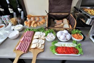 east gate boutique hotel