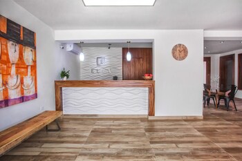 Hotel Elva,Carretera Intl Y Avenue 6 De Abril S/N 83630 Caborca,3 star