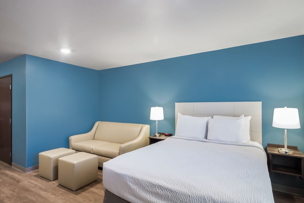 woodspring suites pecos