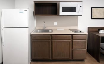 woodspring suites pecos