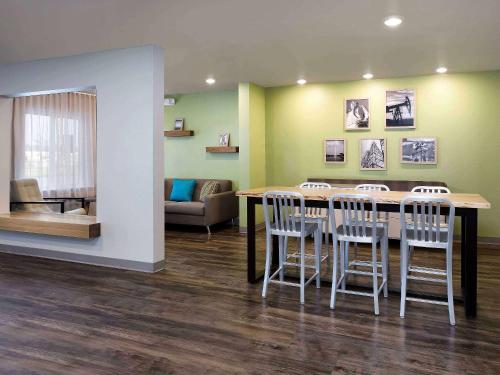 Woodspring Suites Pecos,Odessa>>Fort Stockton,2.5 star