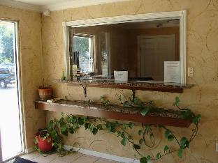 benbrook inn and suites