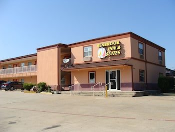 benbrook inn and suites