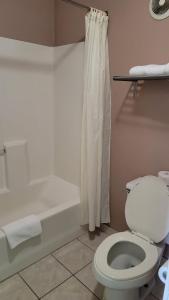 benbrook inn and suites