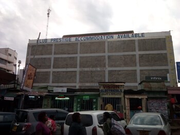 Prestige Hotel & Club Nyeri,Ring Road Nyeri Town,3 star