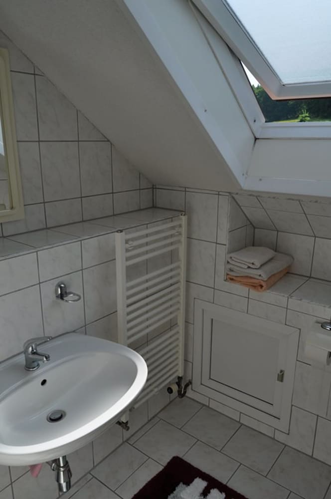 gastezimmer and ferienwohnung berge