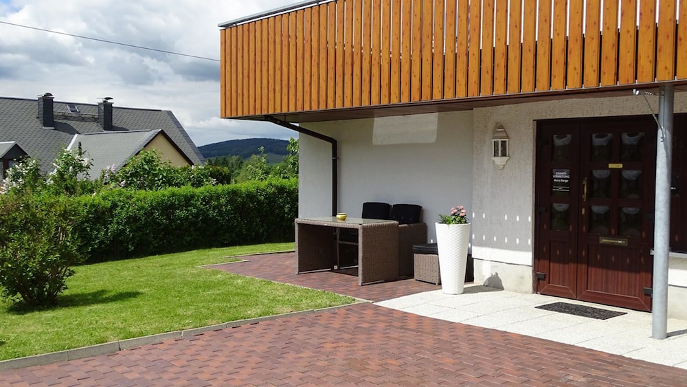 gastezimmer and ferienwohnung berge