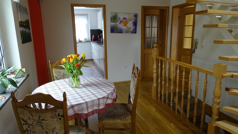 gastezimmer and ferienwohnung berge