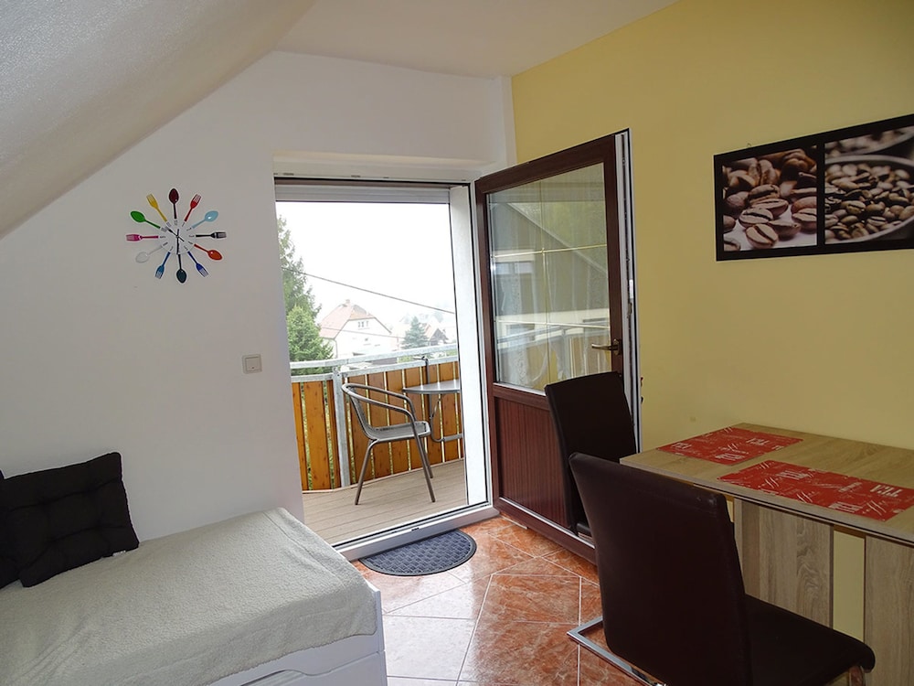 gastezimmer and ferienwohnung berge