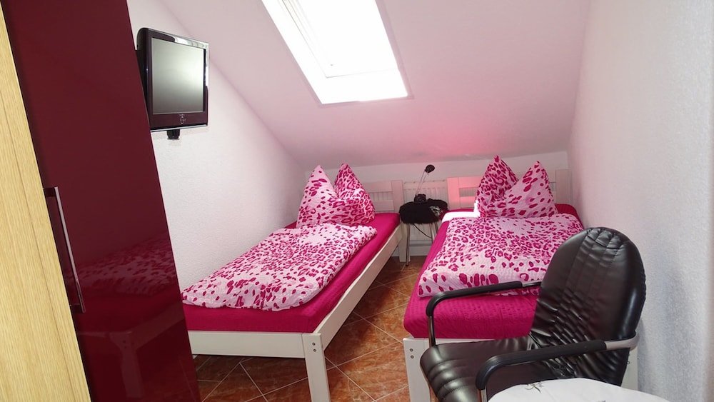 gastezimmer and ferienwohnung berge