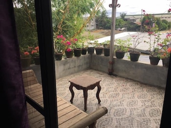 madrias pension house
