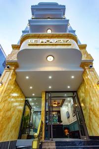 le house hotel and studio