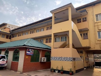 Jeliza Hotel,Bombo Road Plot 7B Kampala,3 star