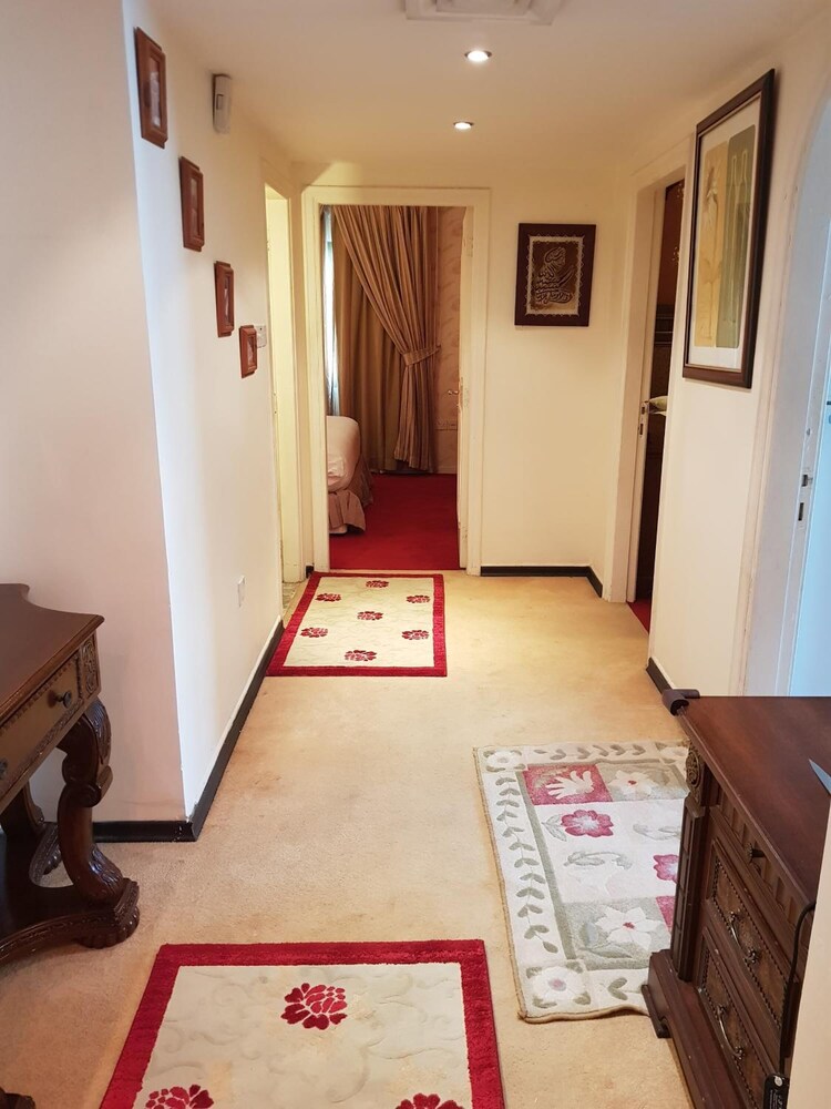 al jazeera hotel apartments llc