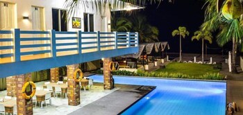 brizo hotel and beach resort