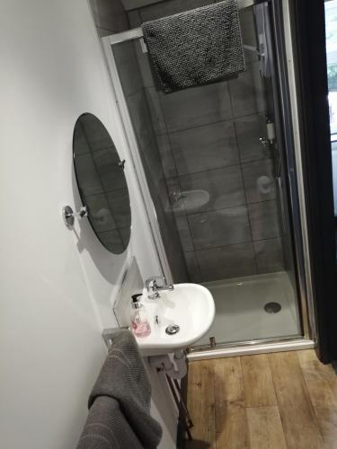 feather bed cottage bandb