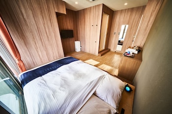 andand hostel shinsaibashi east