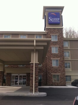 sleep inn and suites