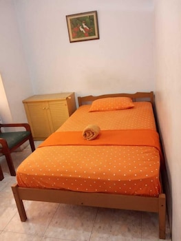 hotel familie ayu garut