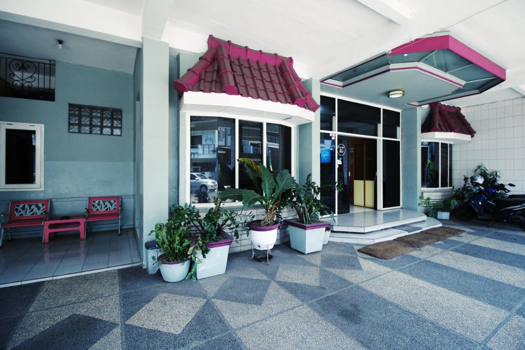 hotel familie ayu garut