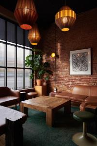 the jesse hotel and bar