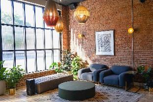 the jesse hotel and bar