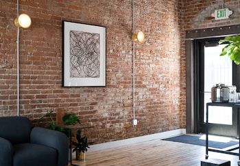 the jesse hotel and bar
