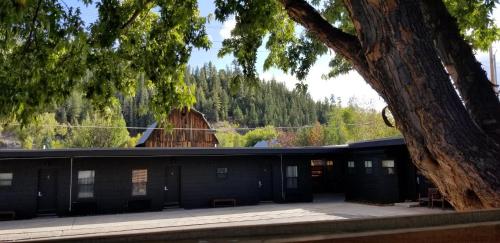 the nightingale motel