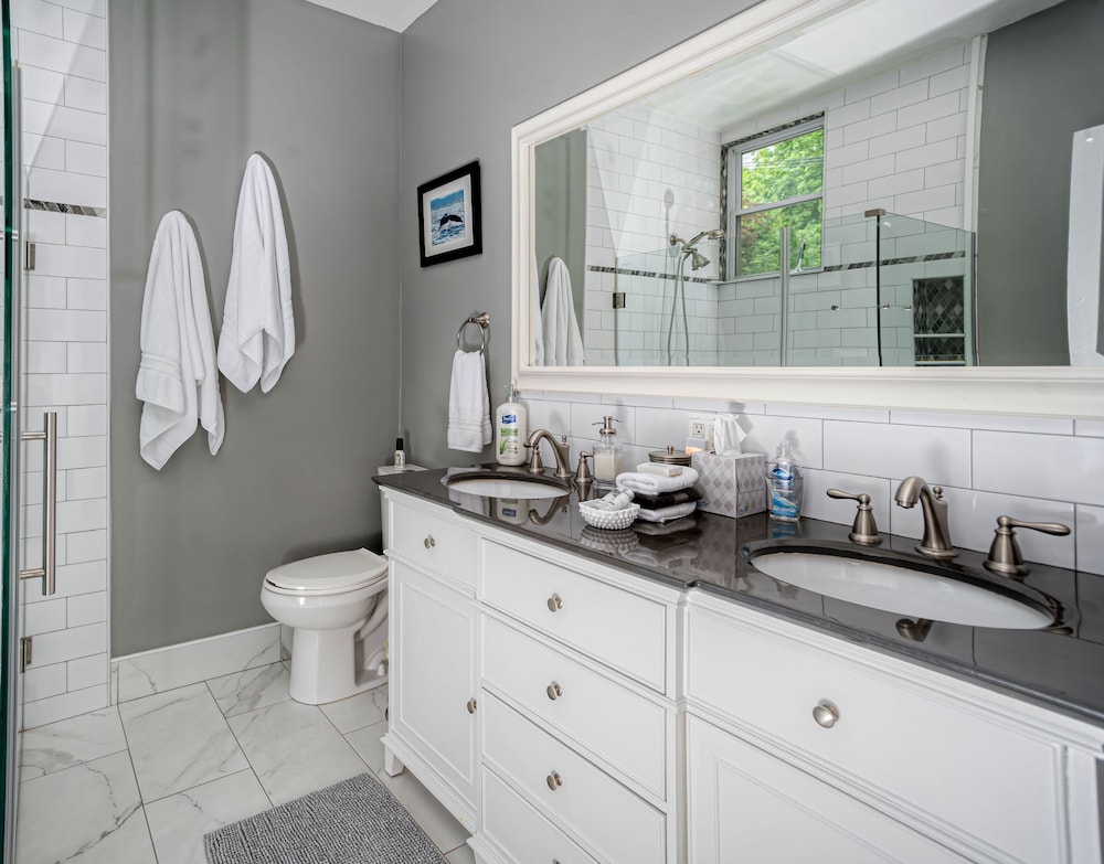 hatch house bed and breakfast
