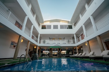 runway hotel