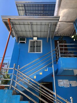 ravara natividad pension house