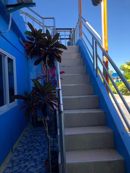 ravara natividad pension house