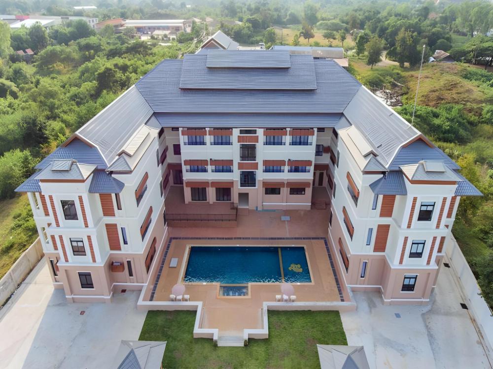 s tawan hotel and convention