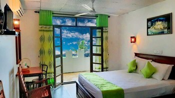 Akurala Beach Boutique Resort,Galle Road Akurala 86000 Kahawa Hikkaduwa,3.5 star