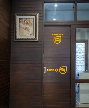 ray coffee bar and hostel adults only