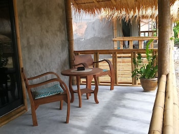 the lazy lodge