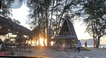 Blue Lagoon Home Trang,2/5 Moo 3 Bangmodtanoi Koh Libong Kantang 92110,2 star