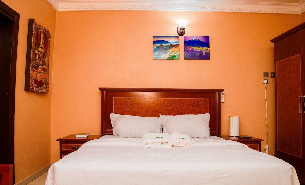 zbass hotel and resort