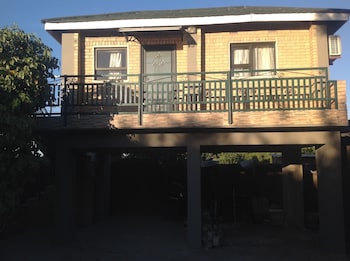 Trench Town Lodge,Plot 2898/82 Highlands Off Lusaka Road Livingstone 10101,3 star