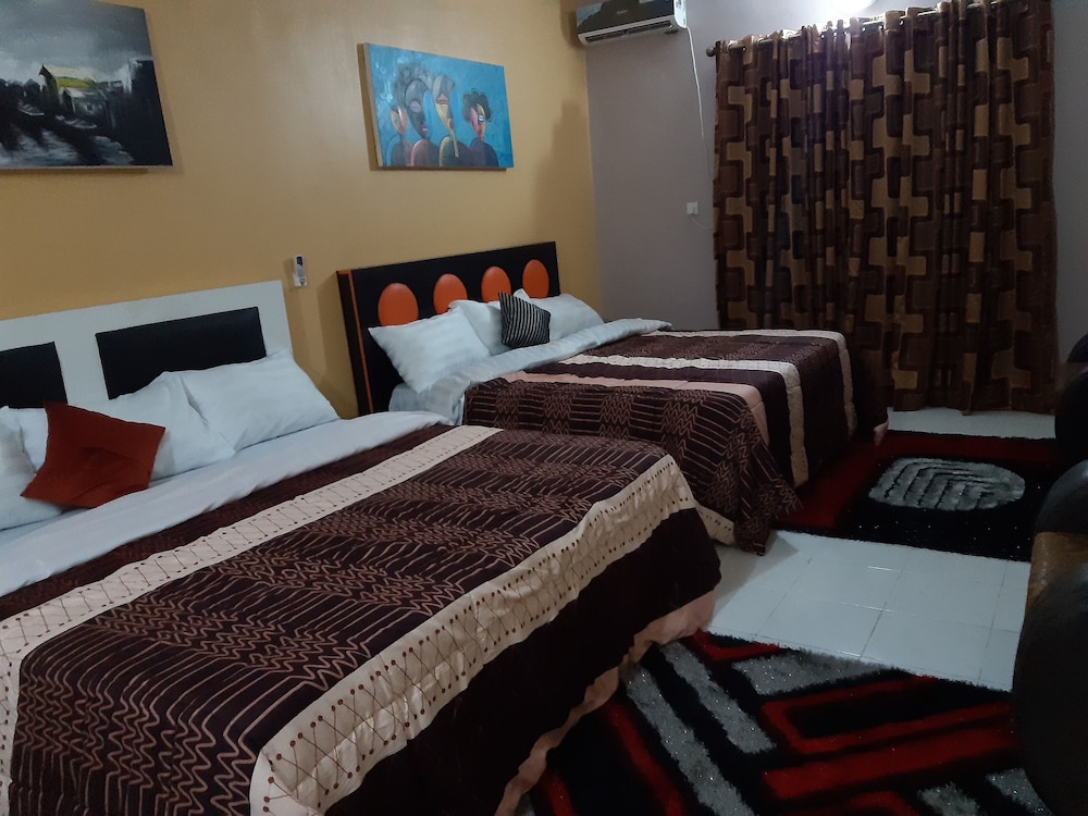 goddis apartments