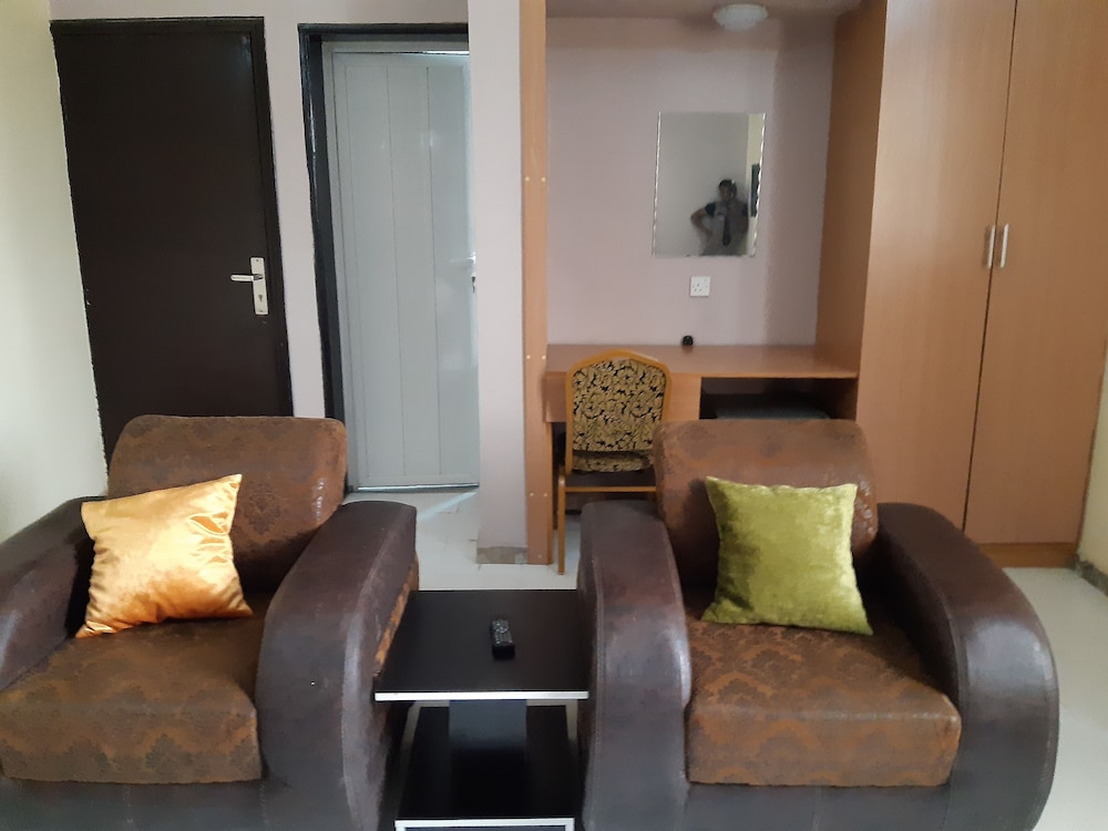 goddis apartments
