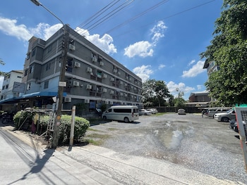 ze residence ram intra