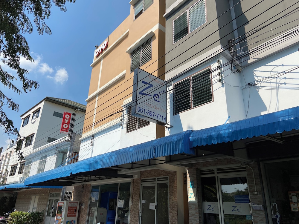 ze residence ram intra