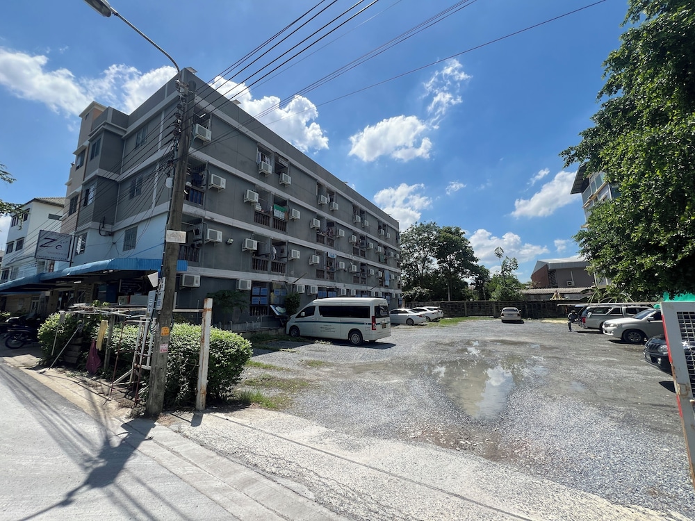 ze residence ram intra